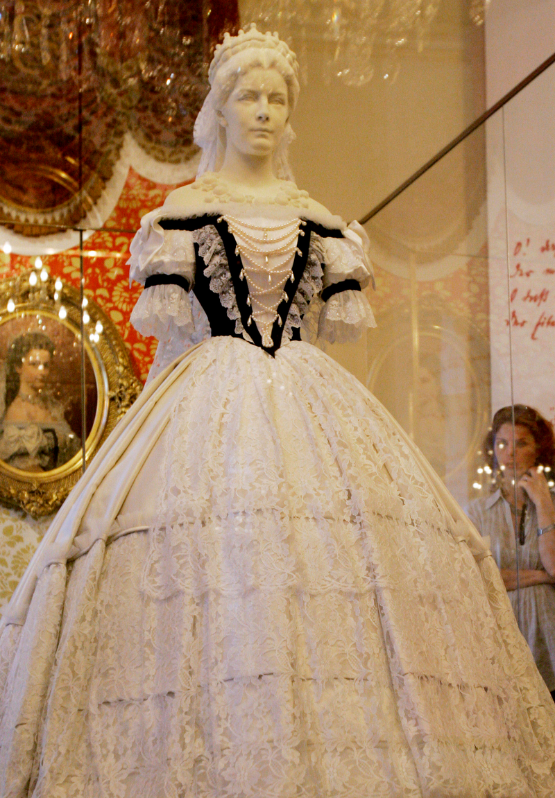 Illustration for article titled ​The Most Miserable Princess Ever: Sisi, Empress Elisabeth of Austria